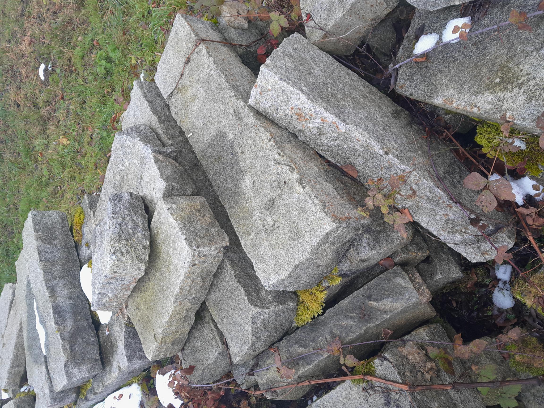 Graniststeine 2.jpg